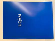 Pochette en carton 9x12' bleue UQAM