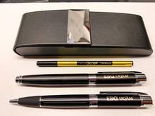 Ensemble 2 stylos noirs avec boîtier ESG UQAM logo gravure laser